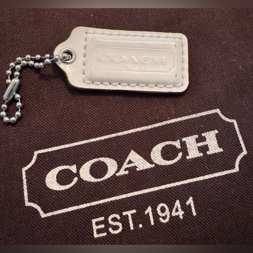 Coach White Hang Tag 2"